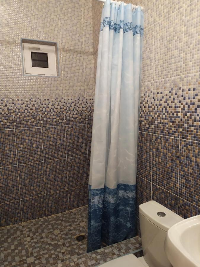 Anna-Saria Guest House Гагра Екстер'єр фото